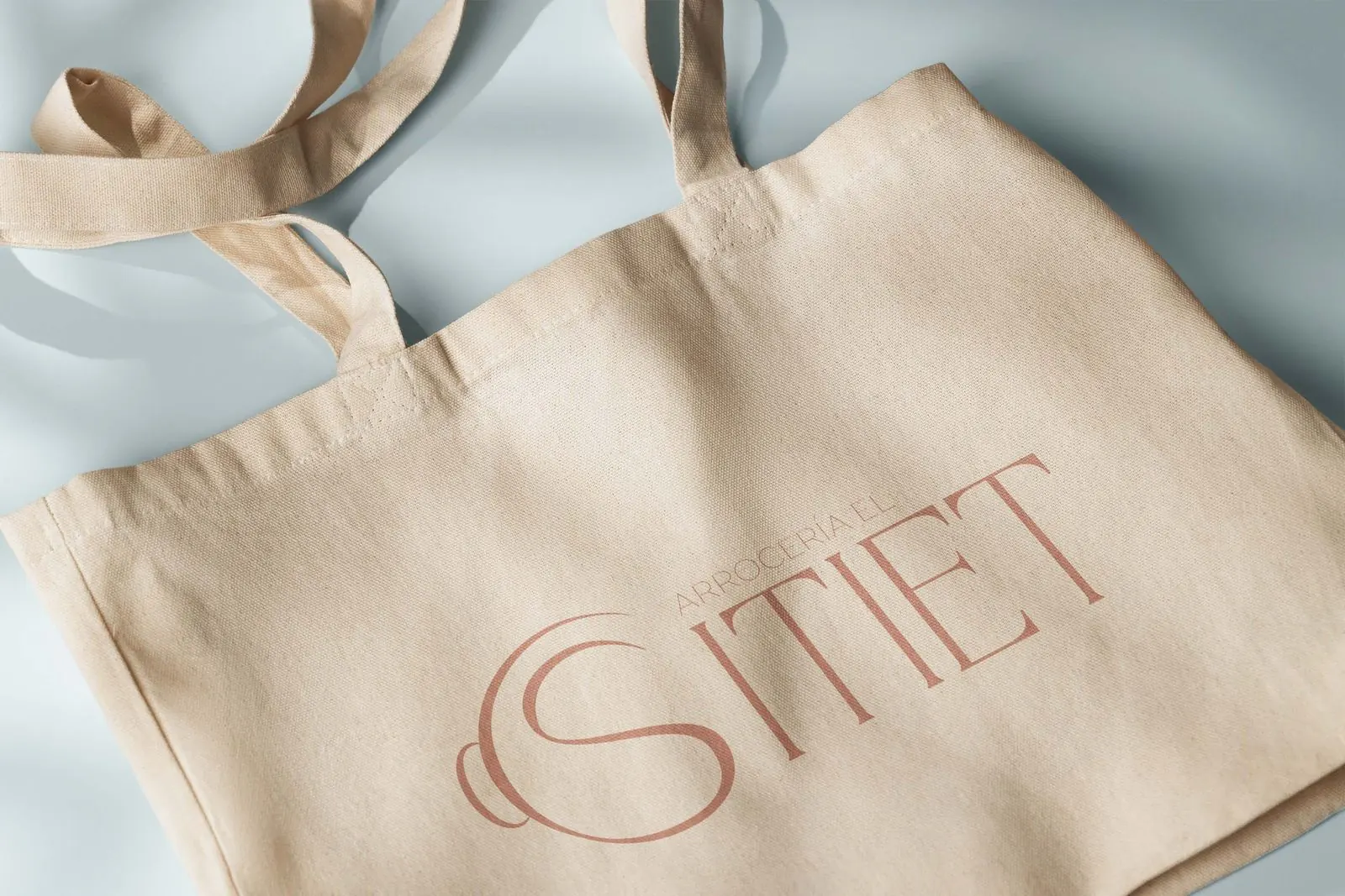 Bolsa de tela con el logotipo de El Sitiet